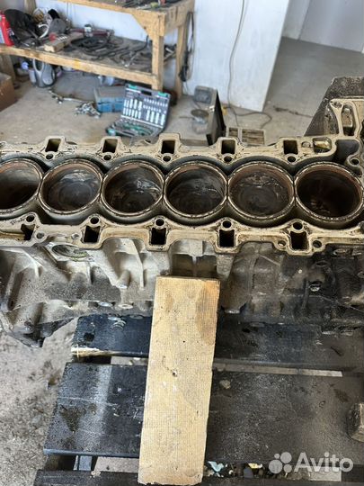 Двигатель на bmw x6 e71