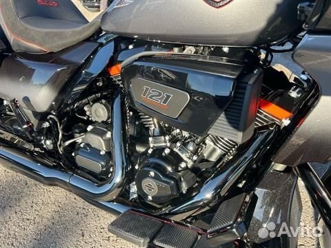 Harley Davidson CVO Road Glide Raven Fade my25