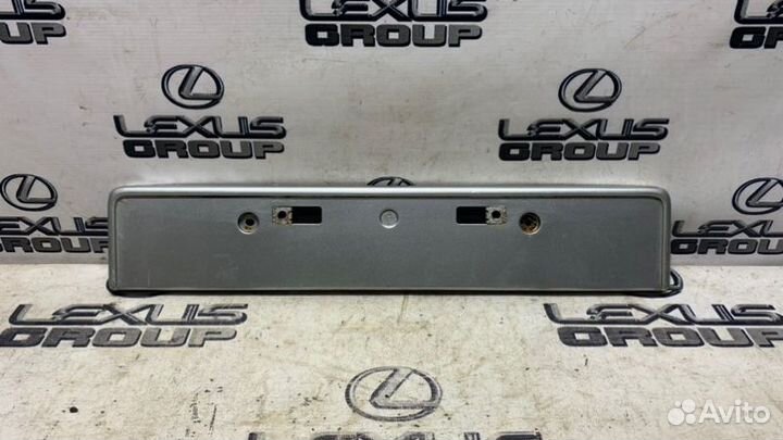 Панель крепления номерного знака перед. Lexus LS43