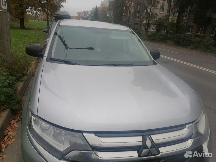 Mitsubishi Outlander 2.0 CVT, 2018, 200 000 км