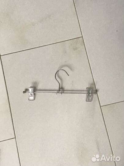 Вешалки плечики для брюк Б/У с прищепками