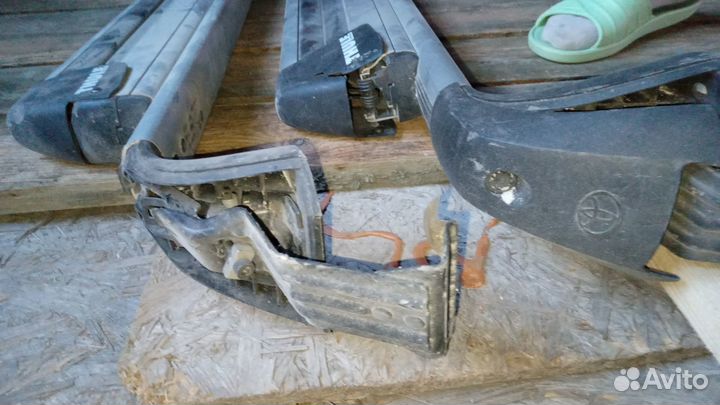 Реллинги на Аурис