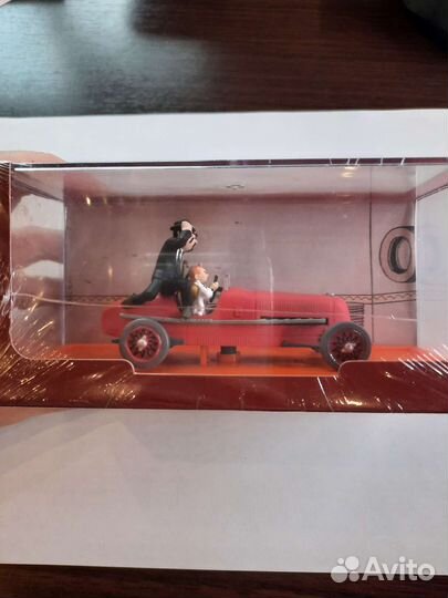 Миниатюры машин к комиксу Tintin