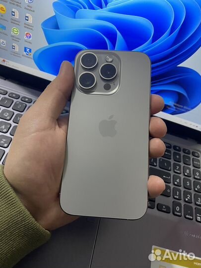iPhone 15 Pro, 256 ГБ