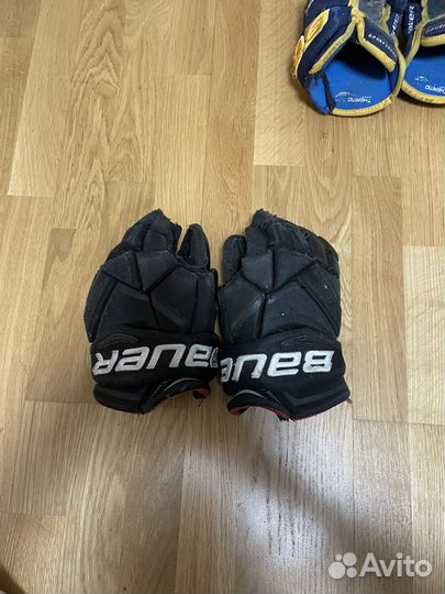 Краги хоккейные