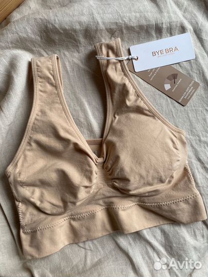 Бюстгальтер топ новый Bay Bra S