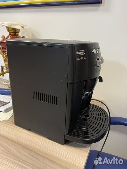 Кофемашина delonghi magnifica