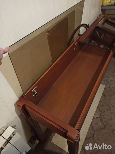 Витрина для коллекционирования или выставки