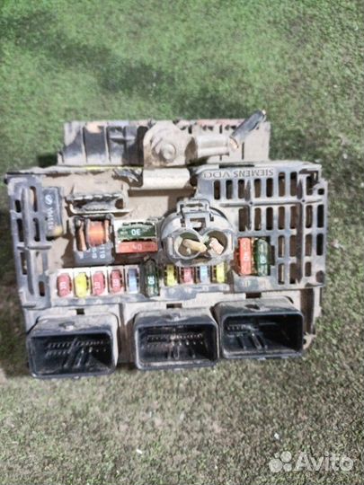 Блок предохранителей Peugeot 407 407 PSA6FY10LT26