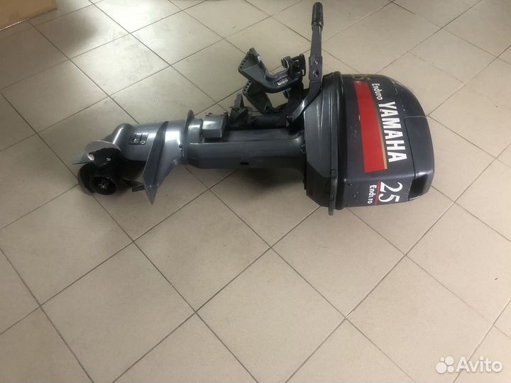 Лодочный мотор