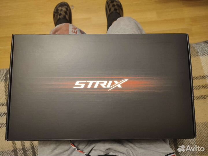 Видеокарта Asus 2060 super ROG strix OC 8Gb