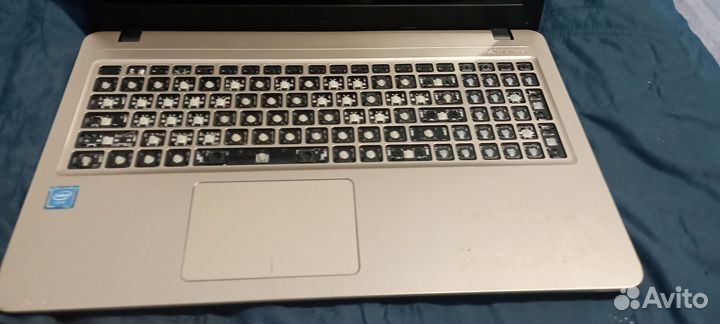 Ноутбук asus