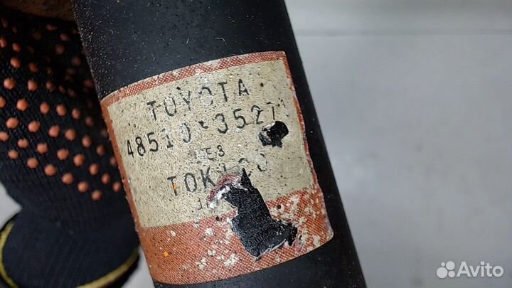 Амортизатор подвески Toyota FJ Cruiser, 2007