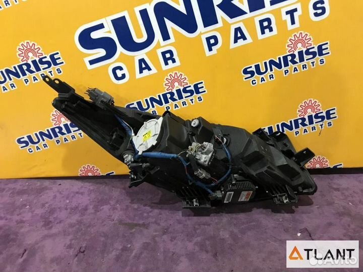 Фара левая mazda axela