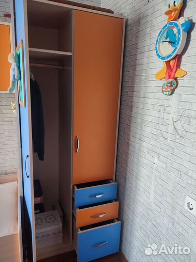 Детская стенка (уголок)