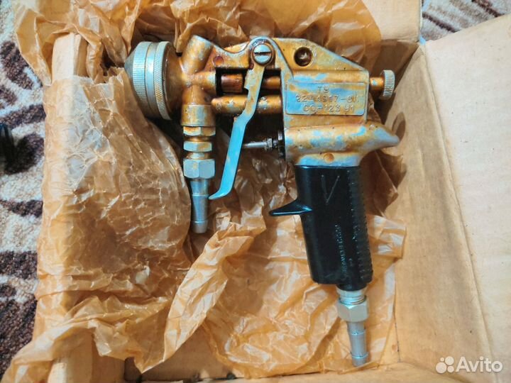 Пистолет и распылитель окрасочные, СССР