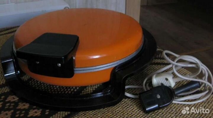 Вафельница Сластёна СССР электрическая новая