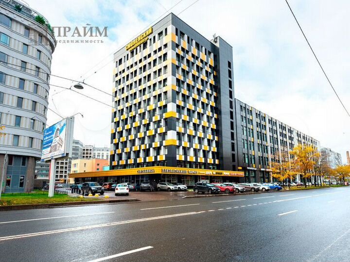 Сдам торговое помещение, 344 м²
