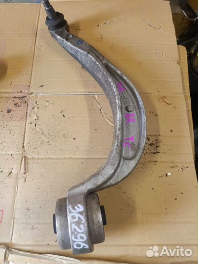 Рычаг прав.перед. Audi/ Q5,A4,A5/ 8RB,8K,8T/ кривой/ к.т.№8K0407694R