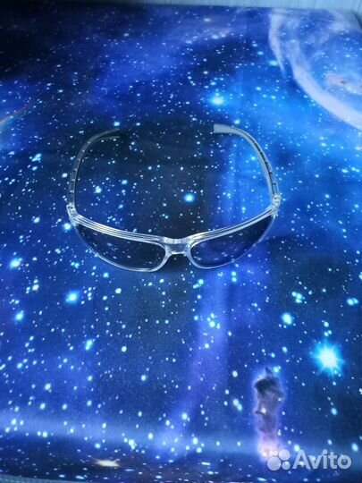 Очки спортивные солнечные