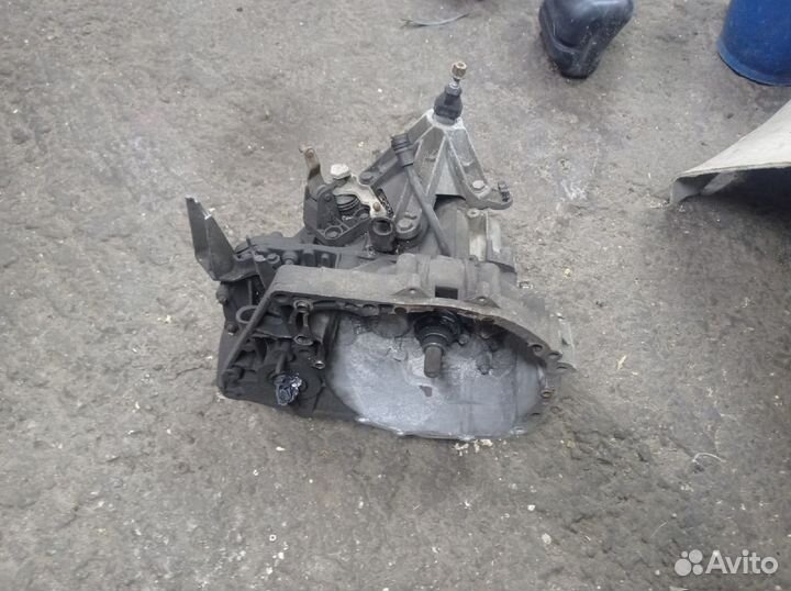 Коробка рено меган 2