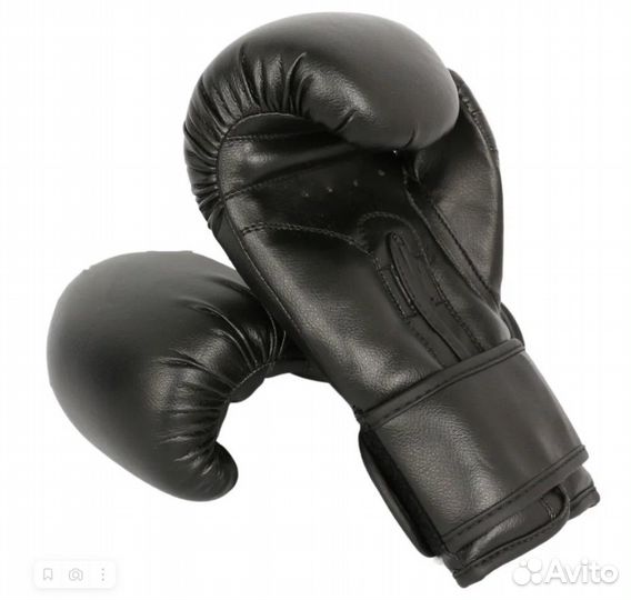 Боксерские перчатки BoyBo Basic