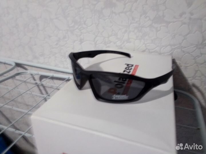 Солнцезащитные очки поляризационные