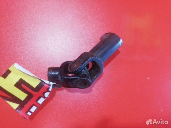 Рулевой карданчик Toyota Hilux Surf LN130G 2L-T