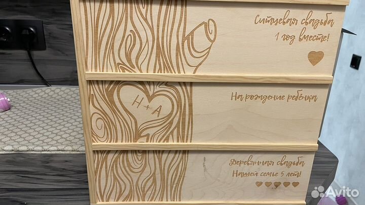 Деревянный ящик для бутылок на свадьбу