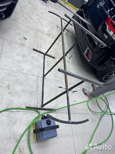 Стойка для оклейки бампера