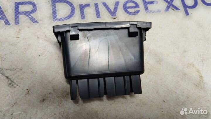 Бардачок передней консоли Mitsubishi Lancer 10