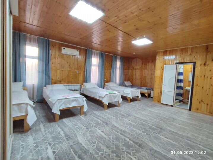 Комната 40 м², 2/2 эт.