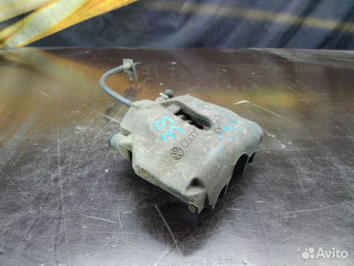 Суппорт тормозной передний правый Audi A4 B6 3191