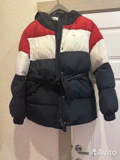 Tommy hilfiger пуховик