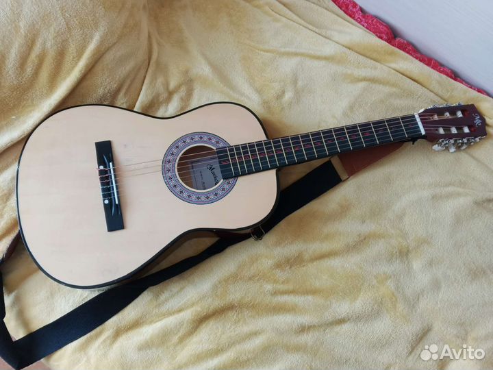 Акустическая гитара бу