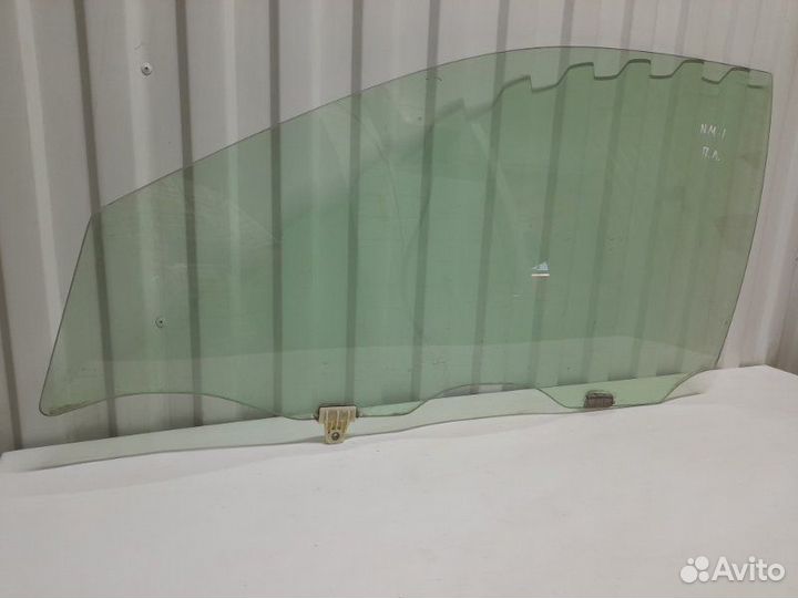 Стекло двери передней левой Nissan Murano Z50