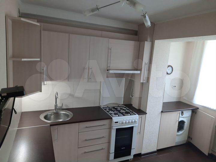 2-к. квартира, 52 м², 2/5 эт.