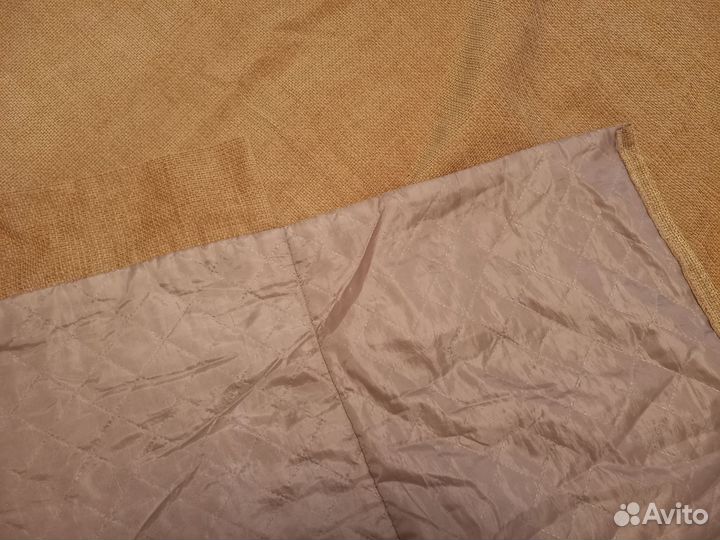 Покрывало на двуспальную кровать.Наволочки