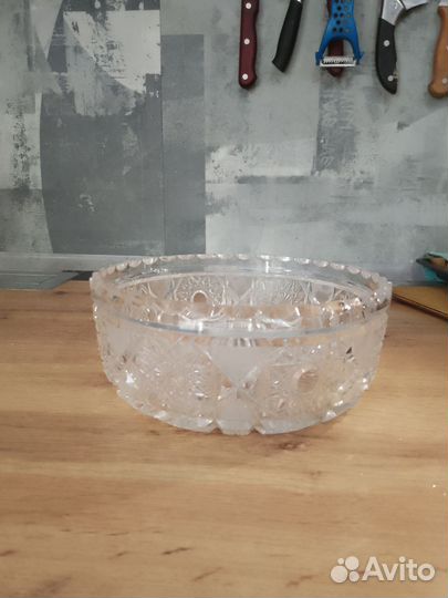 Хрустальная ваза