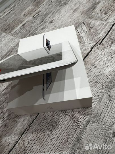 iPad 4 32gb Wi Fi cellular