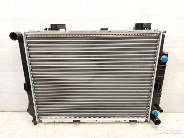 Радиатор охлаждения Mercedes E (W210) 1995-2003