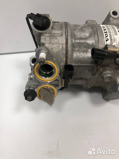 Компрессор кондиционера Volvo 31469966