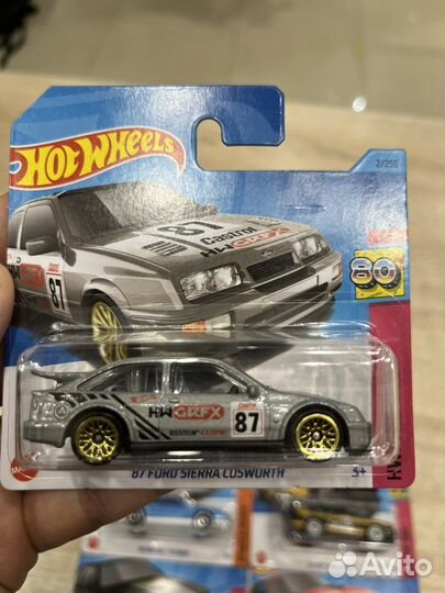 Hot Wheels main 2023 J Case