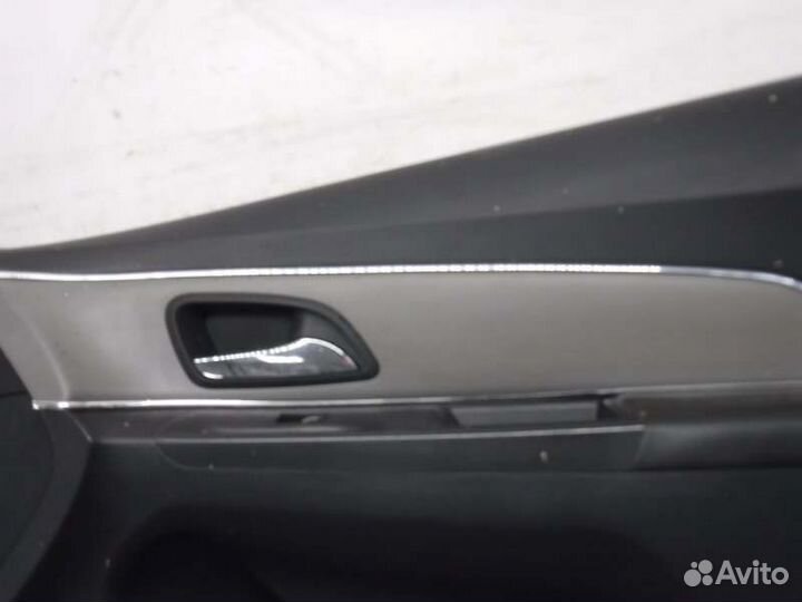 Обшивка двери передняя правая Chevrolet Cruze