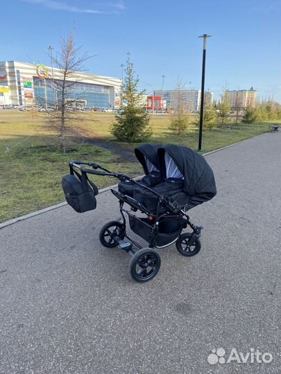 Коляска для двойни