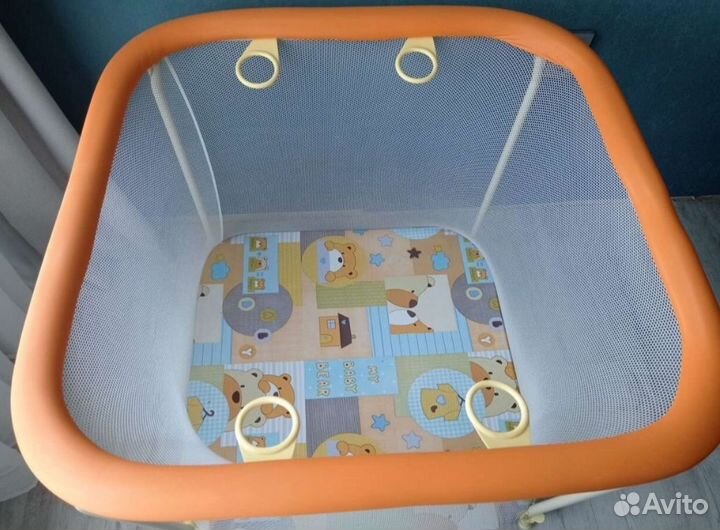 Манеж детский складной