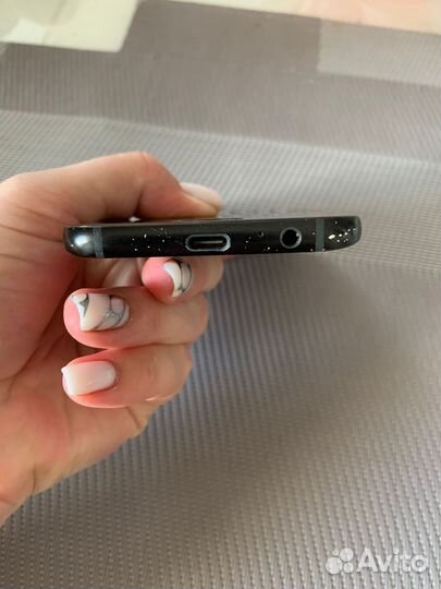Телефон Samsung galaxy a5 2017