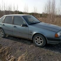 Volvo 440 1.6 MT, 1989, 320 000 км, с пробегом, цена 80 000 руб.