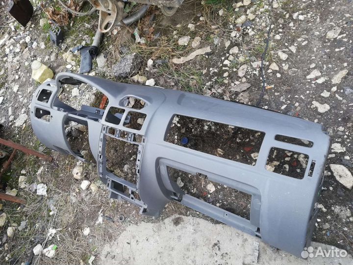 Торпедо Kia Rio 1