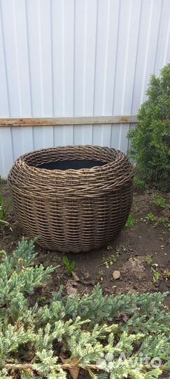 Кашпо из ротанга